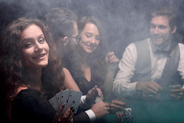 Antarmuka aplikasi abu togel yang menampilkan slot games dan permainan live dealer